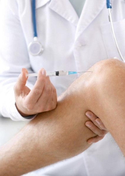Patient receiving injection as part of Prolozone therapy in Delray Beach