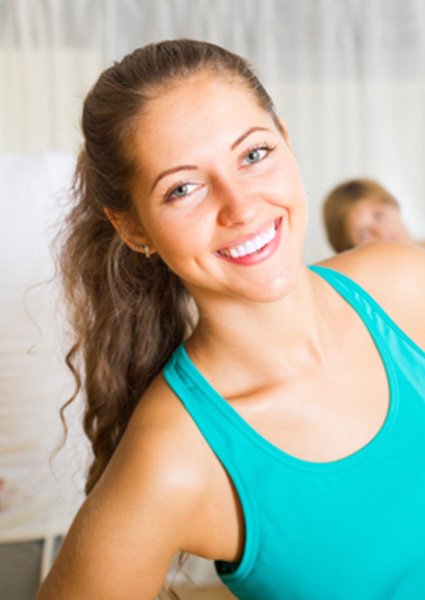 Woman in exercise class, enjoying the benefits of Prolozone